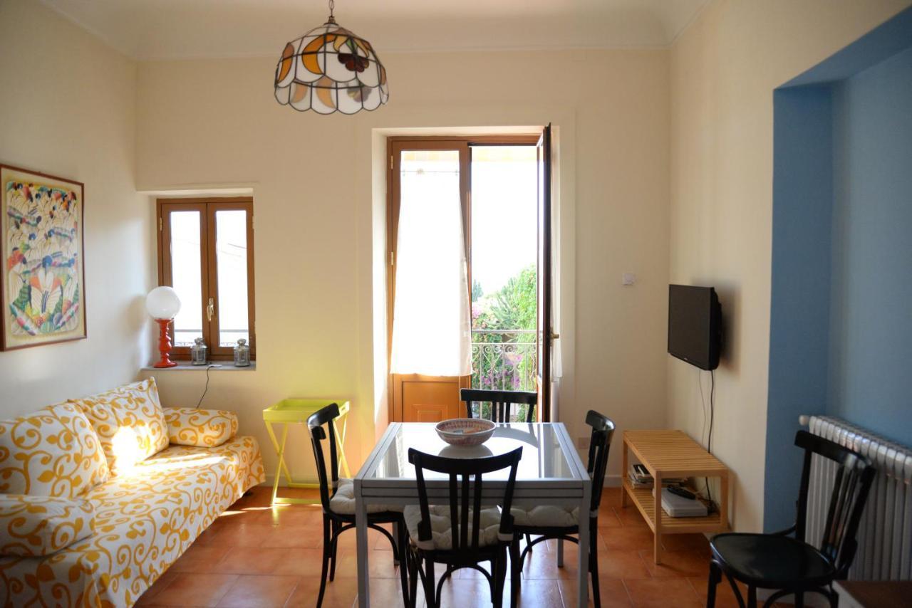 Casa Naumachie Relax In A Safe And Wonderful Place Taormina Exterior foto