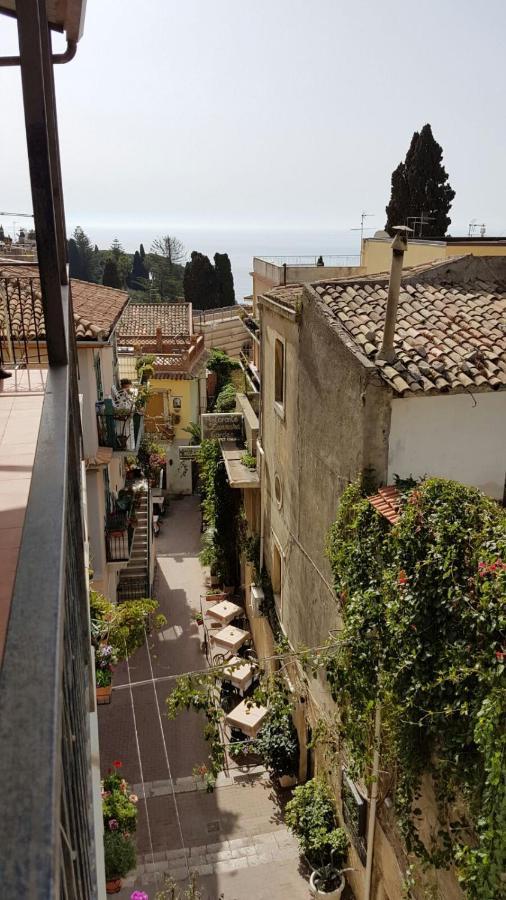 Casa Naumachie Relax In A Safe And Wonderful Place Taormina Exterior foto